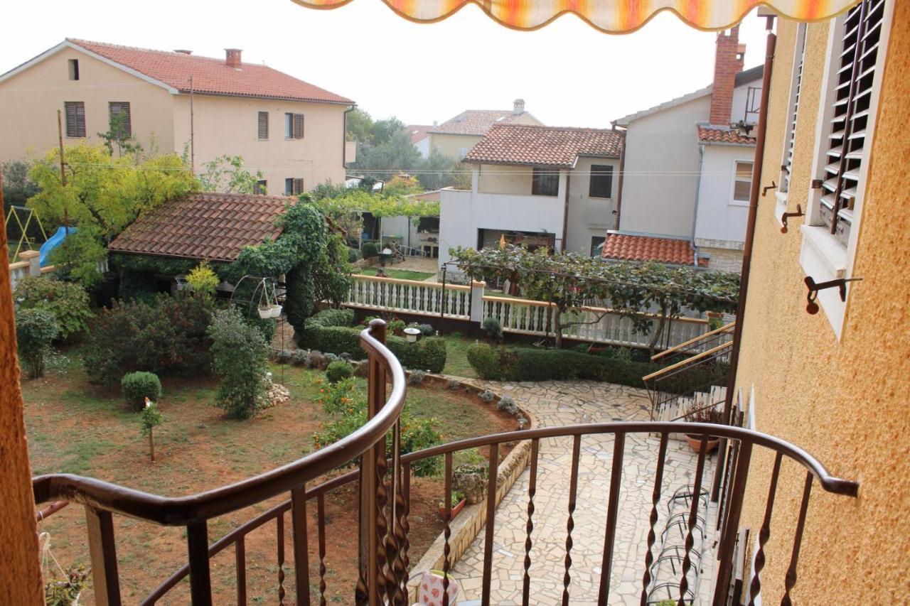 Lily'S Lovely Apartments Fažana Extérieur photo