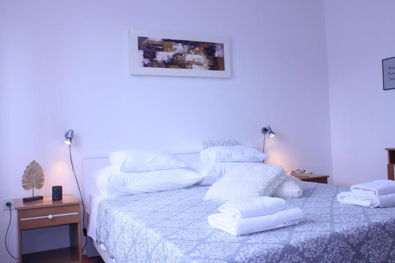 Lily'S Lovely Apartments Fažana Extérieur photo