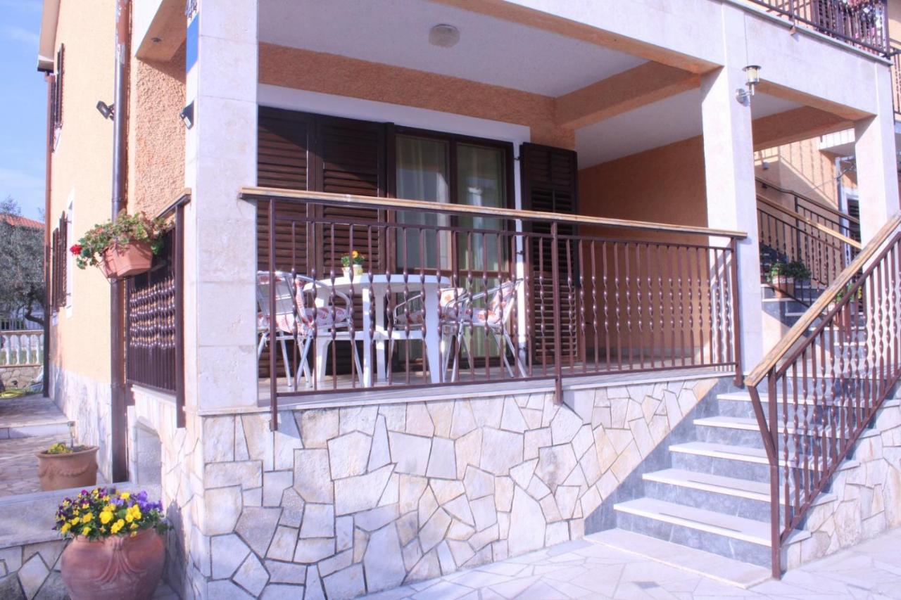 Lily'S Lovely Apartments Fažana Extérieur photo